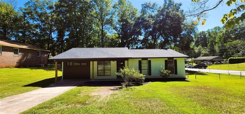 4 bedroom, 2 bathroom, 1,273 sq ft single family residence for sale at 118 Patton Drive, Columbus, GA 31903