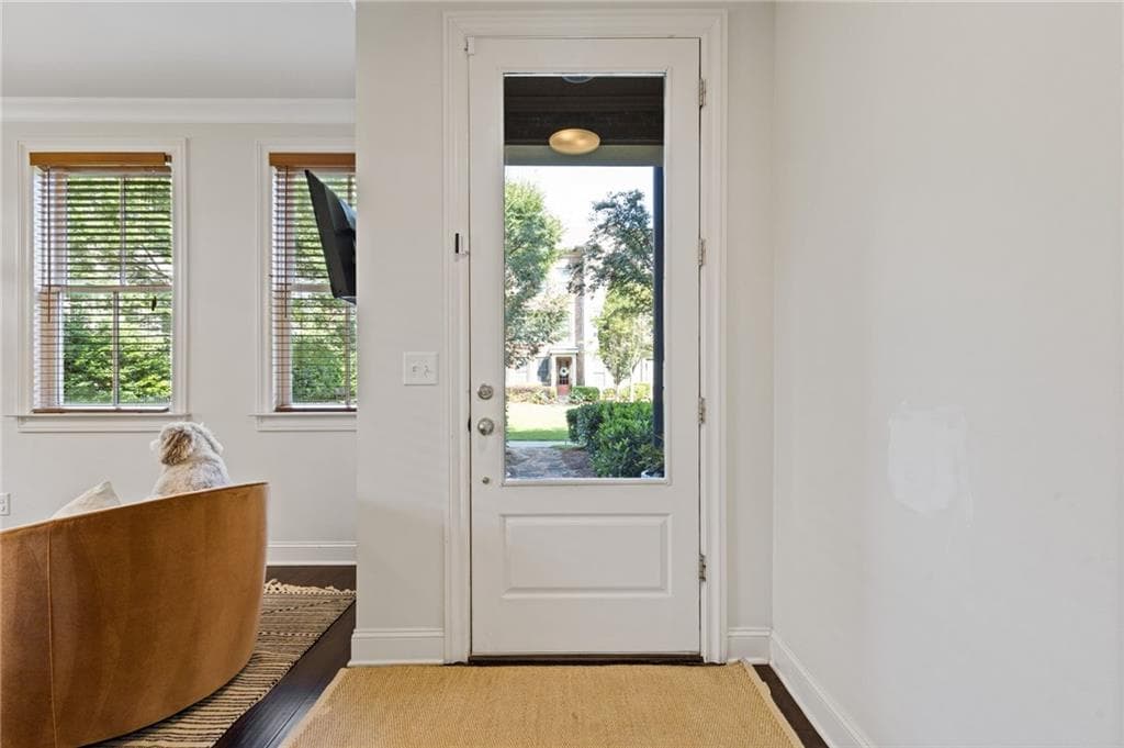 3 bedroom, 4 bathroom, 2,128 sq ft townhouse for sale at 6044 Lucas Street, Norcross, GA 30071 — photo 5