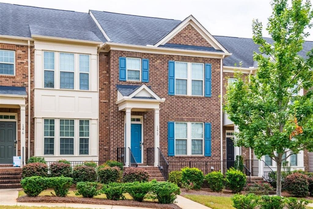 3 bedroom, 4 bathroom, 1,932 sq ft townhouse for sale at 1272 Park Bench Place, Mableton, GA 30126 — photo 2