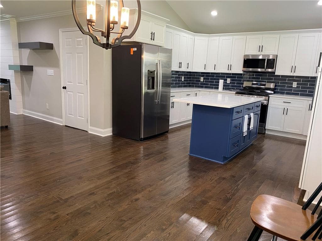 3 bedroom, 3 bathroom, 2,317 sq ft single family residence for rent at 3932 Cherokee Trail, Suwanee, GA 30024 for $2,600 a month — photo 8