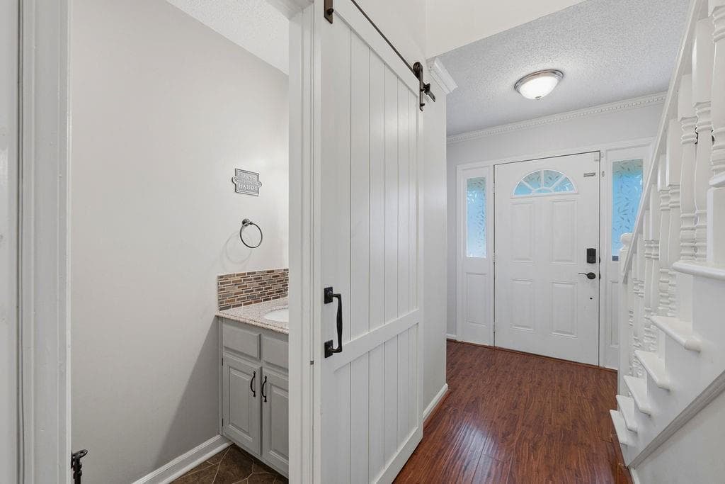 3 bedroom, 3 bathroom, 1,924 sq ft single family residence for sale at 18 Heather Lane, Villa Rica, GA 30180 — photo 6