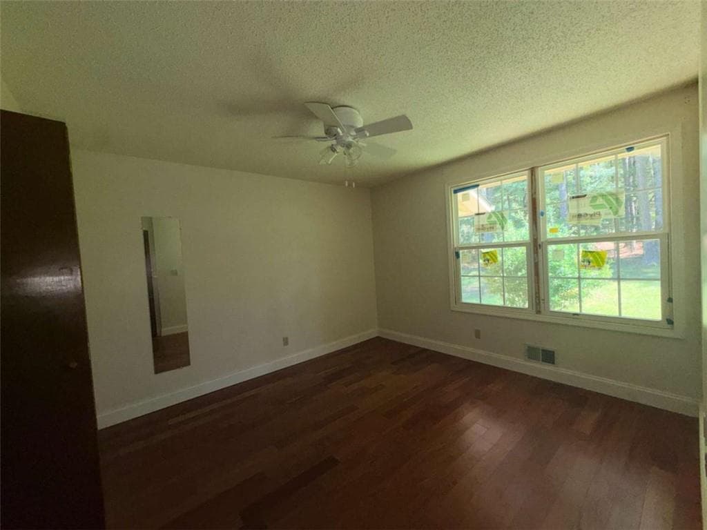 3 bedroom, 1 bathroom, 3,154 sq ft single family residence for sale at 235 Butler Bridge Drive, Mcdonough, GA 30252 — photo 6