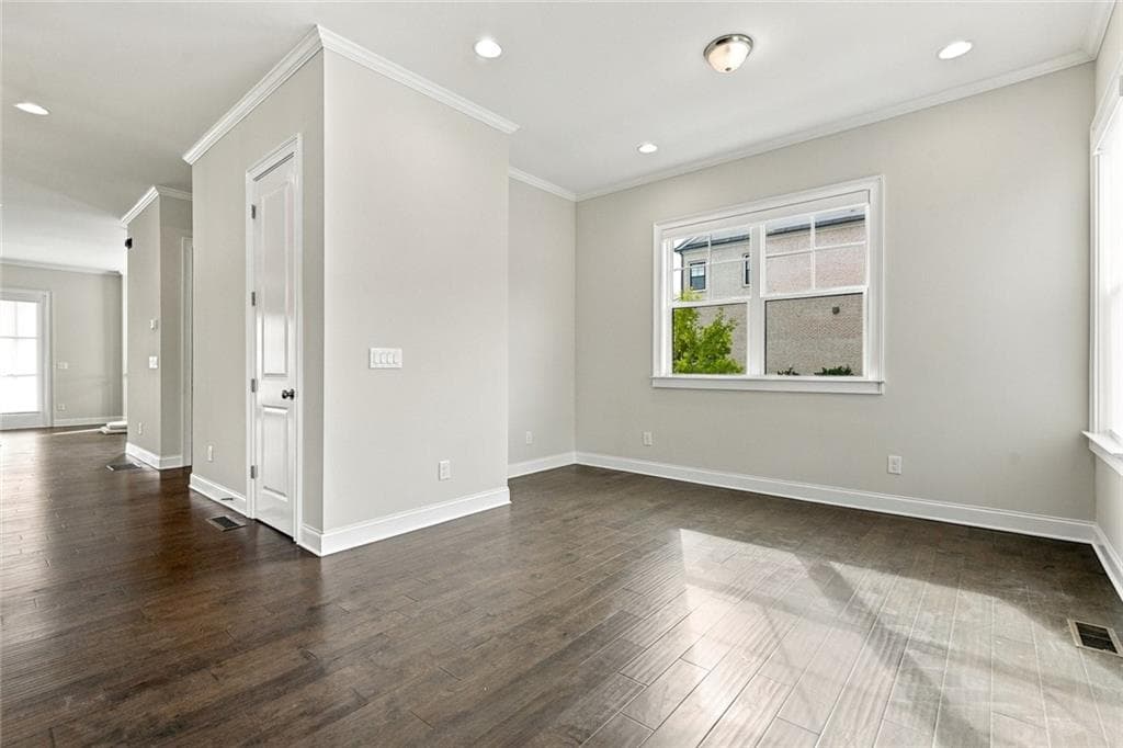 4 bedroom, 4 bathroom, 2,632 sq ft townhouse for sale at 112 Harlow Circle, Roswell, GA 30076 — photo 9