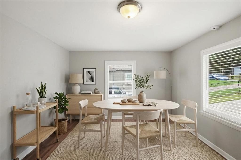 3 bedroom, 1 bathroom, 1,025 sq ft single family residence for sale at 3645 Croft Place, Atlanta, GA 30331 — photo 2