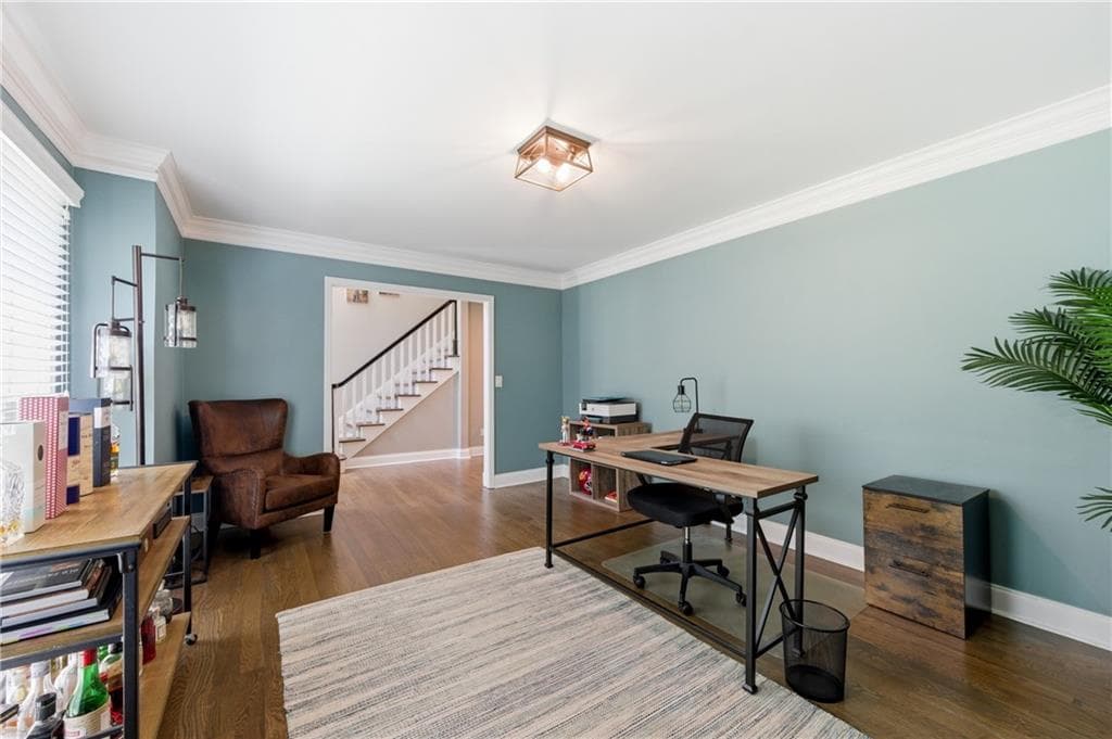 4 bedroom, 3 bathroom, 2,887 sq ft single family residence for sale at 141 Shadowlake Lane, Marietta, GA 30067 — photo 6