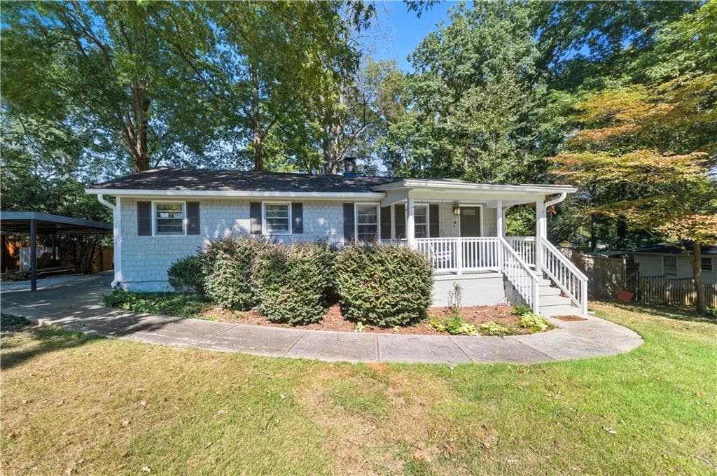 3 bedroom, 2 bathroom, 1,138 sq ft single family residence for rent at 1003 Valley Drive, Smyrna, GA 30080 for $2,700 a month — photo 1 of 36