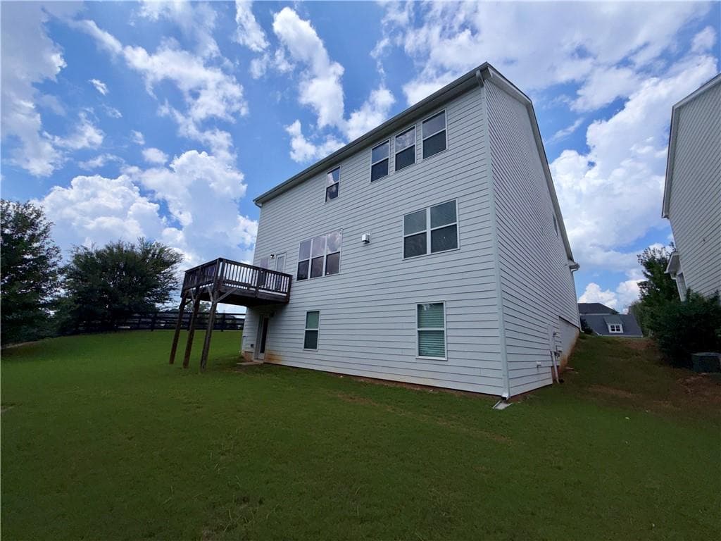 6 bedroom, 4 bathroom, 4,070 sq ft single family residence for rent at 323 Coppergate Court, Canton, GA 30115 for $3,799 a month — photo 9