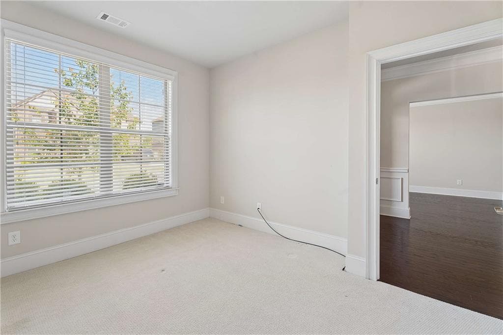 3 bedroom, 3 bathroom, 2,948 sq ft single family residence for sale at 1810 Geranium Lane, Cumming, GA 30040 — photo 10