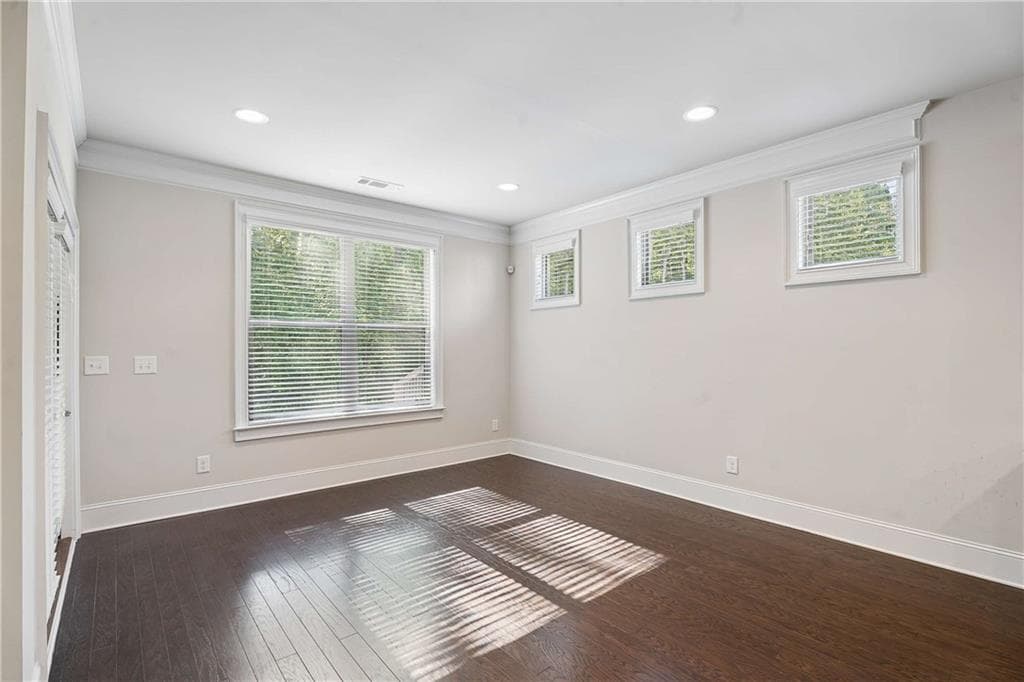 3 bedroom, 3 bathroom, 2,948 sq ft single family residence for sale at 1810 Geranium Lane, Cumming, GA 30040 — photo 9