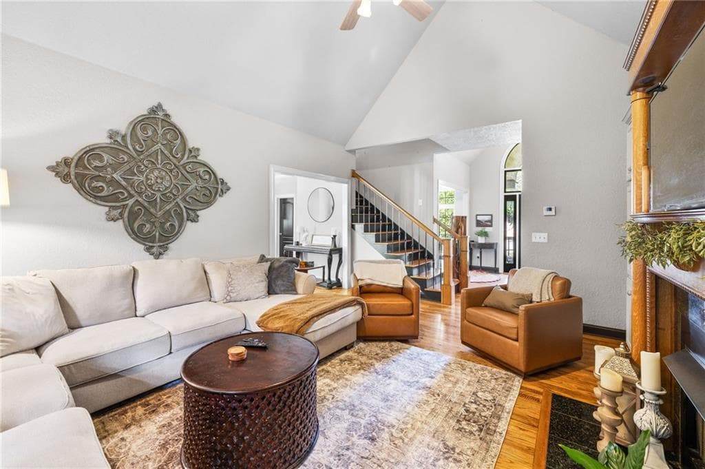 3 bedroom, 5 bathroom, 3,062 sq ft single family residence for sale at 401 Ginger Trail, Demorest, GA 30535 — photo 5