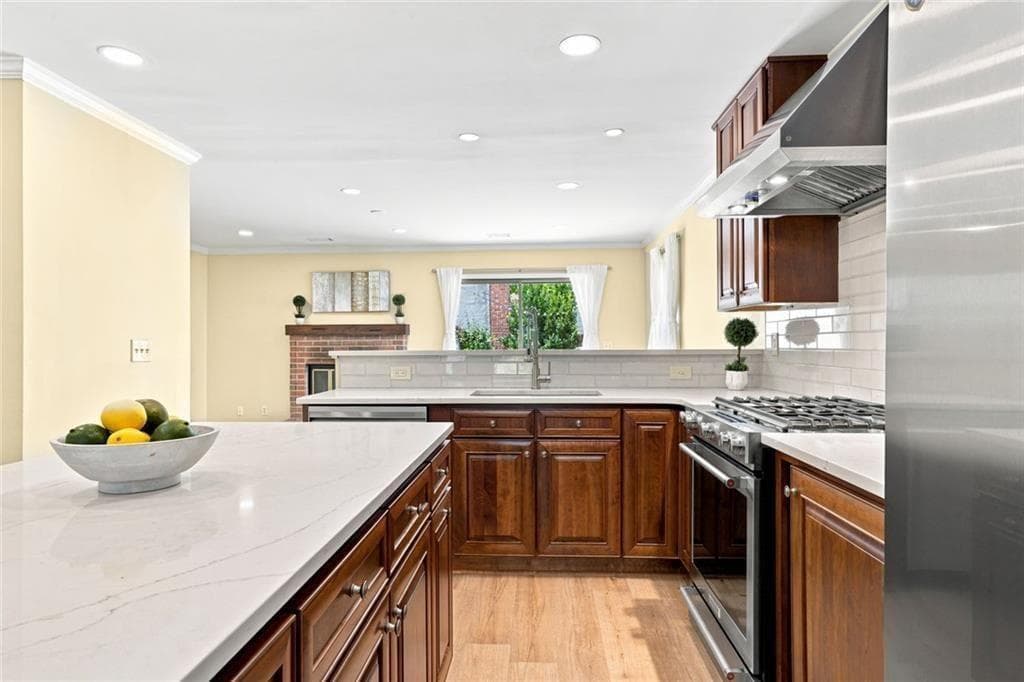 2 bedroom, 3 bathroom, 1,374 sq ft townhouse for sale at 222 Forkner Drive #10, Decatur, GA 30030 — photo 6