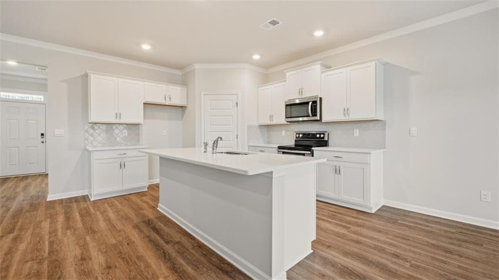 5 bedroom, 3 bathroom, 2,511 sq ft single family residence for sale at 511 Alder Lane Court, Griffin, GA 30223 — photo 9