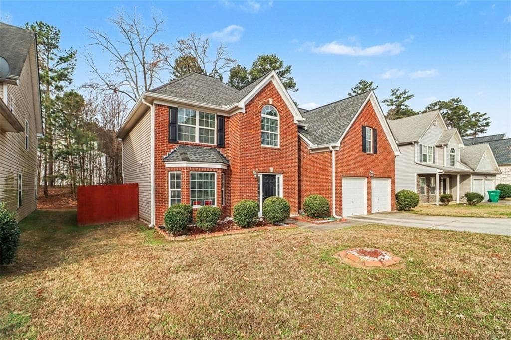 4 bedroom, 3 bathroom, 2,565 sq ft single family residence under contract at 5759 Shoals Place Trail, Atlanta, GA 30349 — photo 4