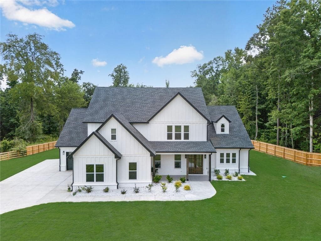5 bedroom, 5 bathroom, 4,680 sq ft single family residence for sale at 127 Tanners Bridge Road, Bethlehem, GA 30620 — photo 2