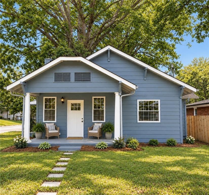 3 bedroom, 2 bathroom, 1,274 sq ft single family residence for sale at 726 Pearce Street, Atlanta, GA 30310