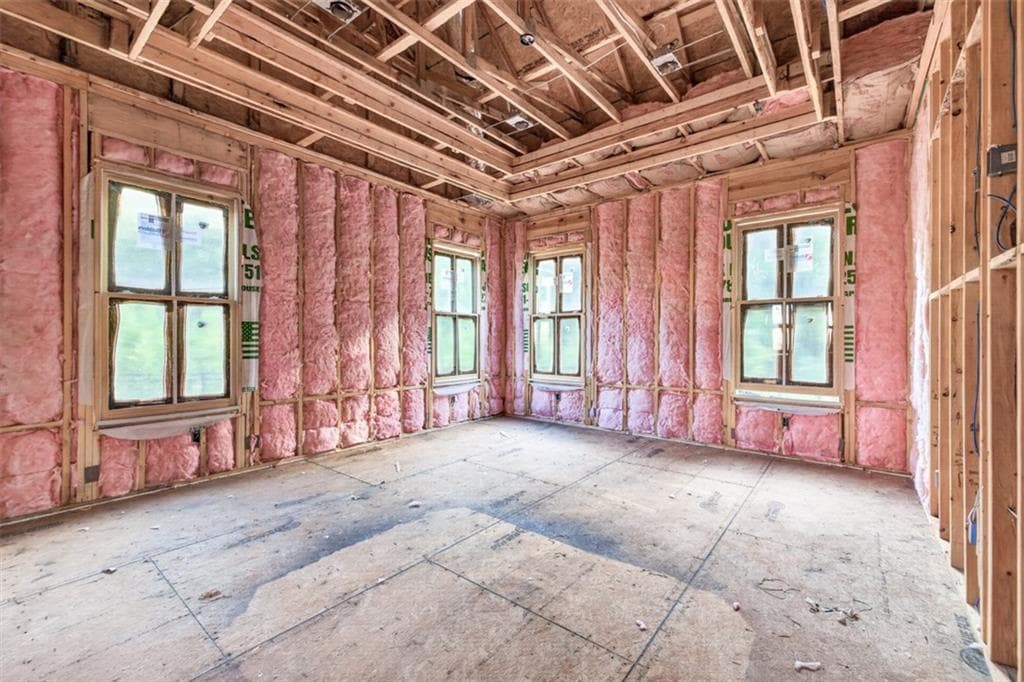 4 bedroom, 5 bathroom, 3,582 sq ft single family residence for sale at 271 Lake Vista Drive, Statham, GA 30666 — photo 7