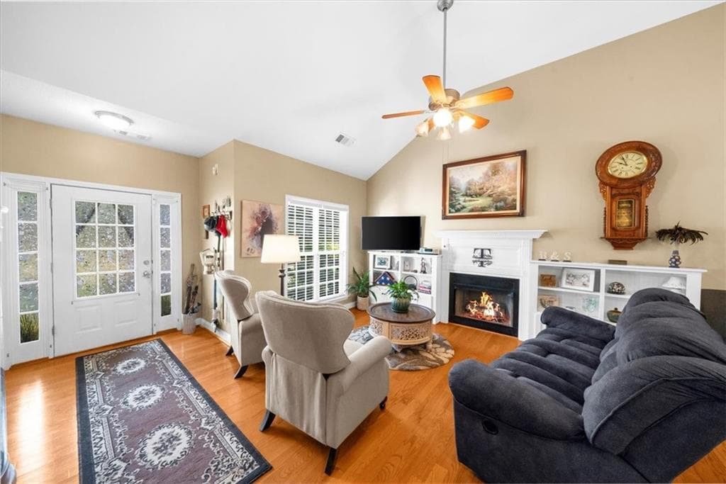 4 bedroom, 3 bathroom, 2,572 sq ft single family residence for sale at 221 Timber Ridge Drive, Clarkesville, GA 30523 — photo 6