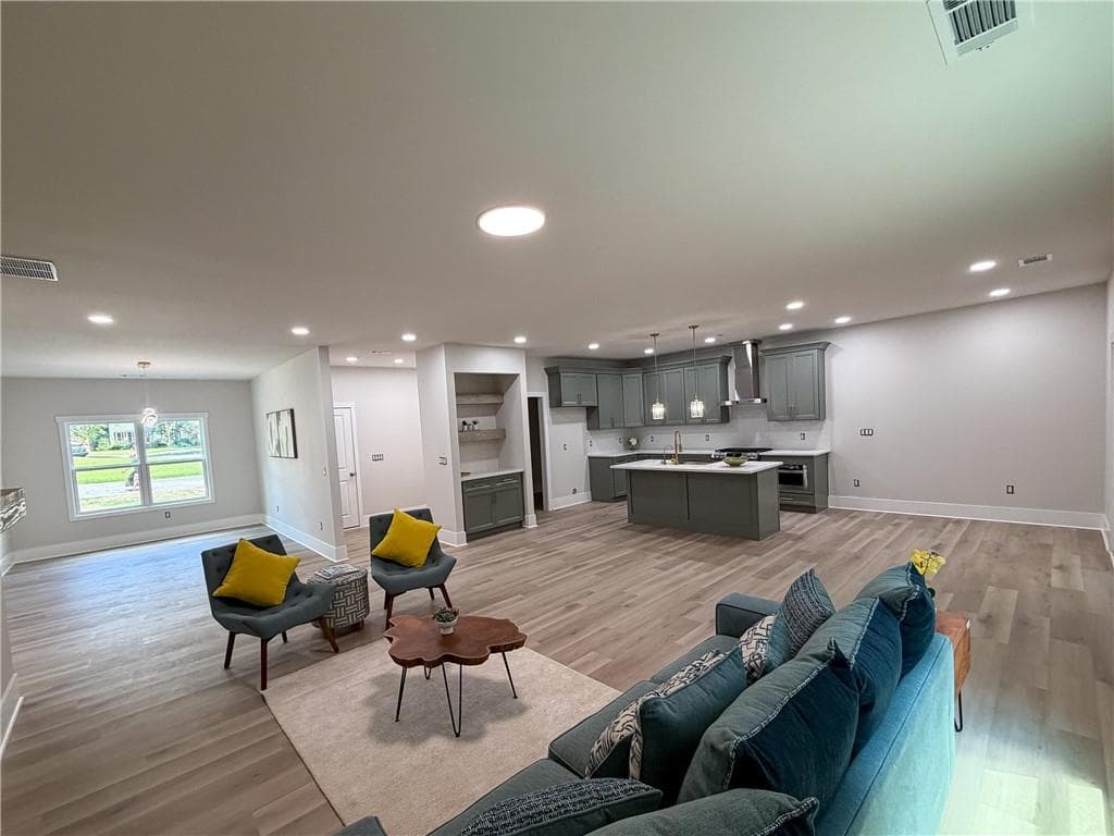 4 bedroom, 3 bathroom, 2,837 sq ft single family residence for sale at 6104 Wandering Way, Norcross, GA 30093 — photo 5