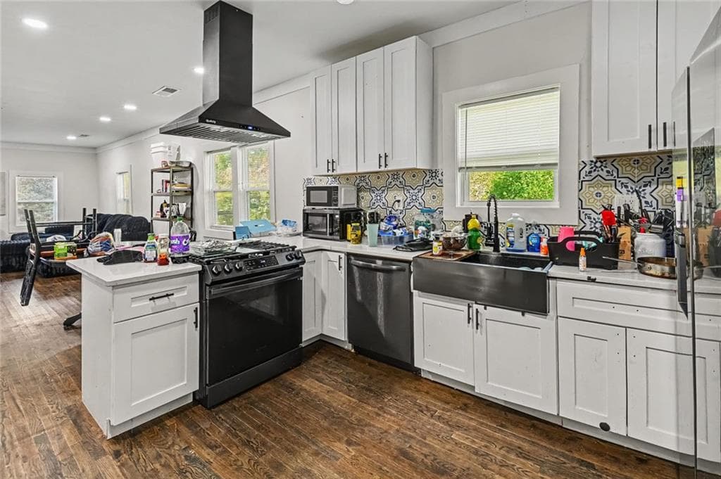 3 bedroom, 2 bathroom, 1,584 sq ft single family residence for sale at 5600 Feldwood Road, South Fulton, GA 30349 — photo 6