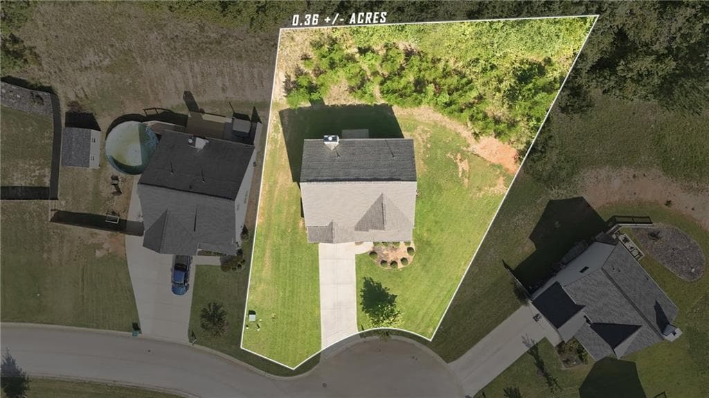 4 bedroom, 3 bathroom, 2,166 sq ft single family residence for sale at 275 Huntington Manor Court, Cornelia, GA 30531 — photo 2