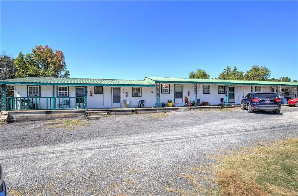 other under contract at 3067 Highway 41, Adairsville, GA 30103 — photo 8