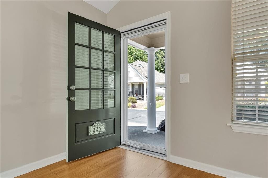 2 bedroom, 2 bathroom, 1,328 sq ft single family residence for sale at 237 Rose Cottage Drive, Woodstock, GA 30189 — photo 6