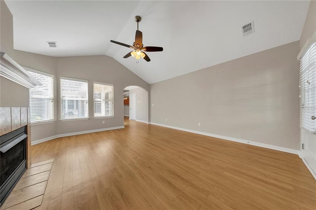2 bedroom, 2 bathroom, 1,328 sq ft single family residence for sale at 237 Rose Cottage Drive, Woodstock, GA 30189 — photo 8
