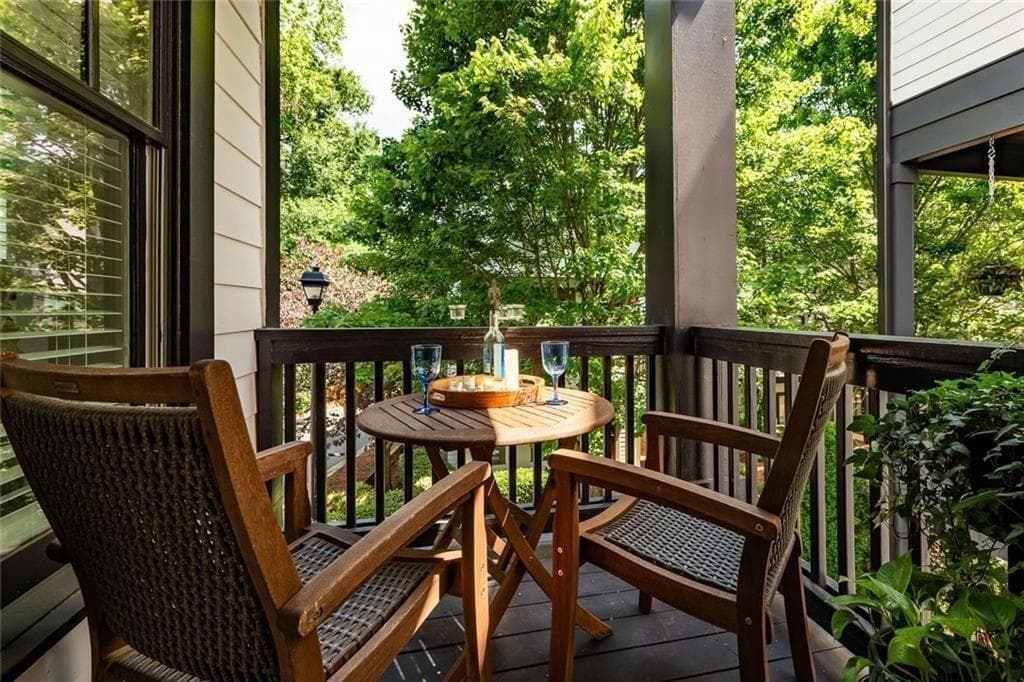 4 bedroom, 4 bathroom, 2,036 sq ft single family residence for sale at 1014 Braeburn Lane, Decatur, GA 30030 — photo 5