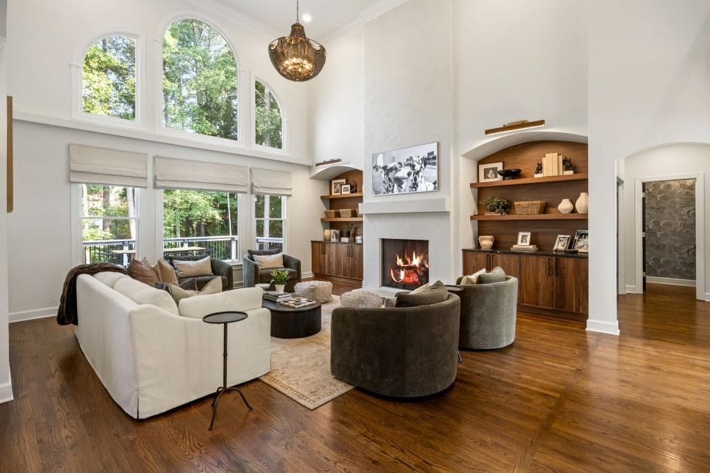 5 bedroom, 5 bathroom, 7,264 sq ft single family residence for sale at 190 Oakhurst Leaf Drive, Milton, GA 30004 — photo 4