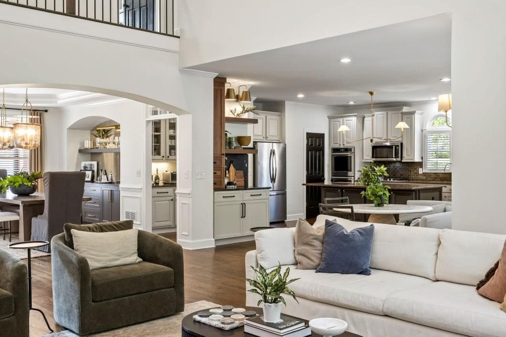 5 bedroom, 5 bathroom, 7,264 sq ft single family residence for sale at 190 Oakhurst Leaf Drive, Milton, GA 30004 — photo 10