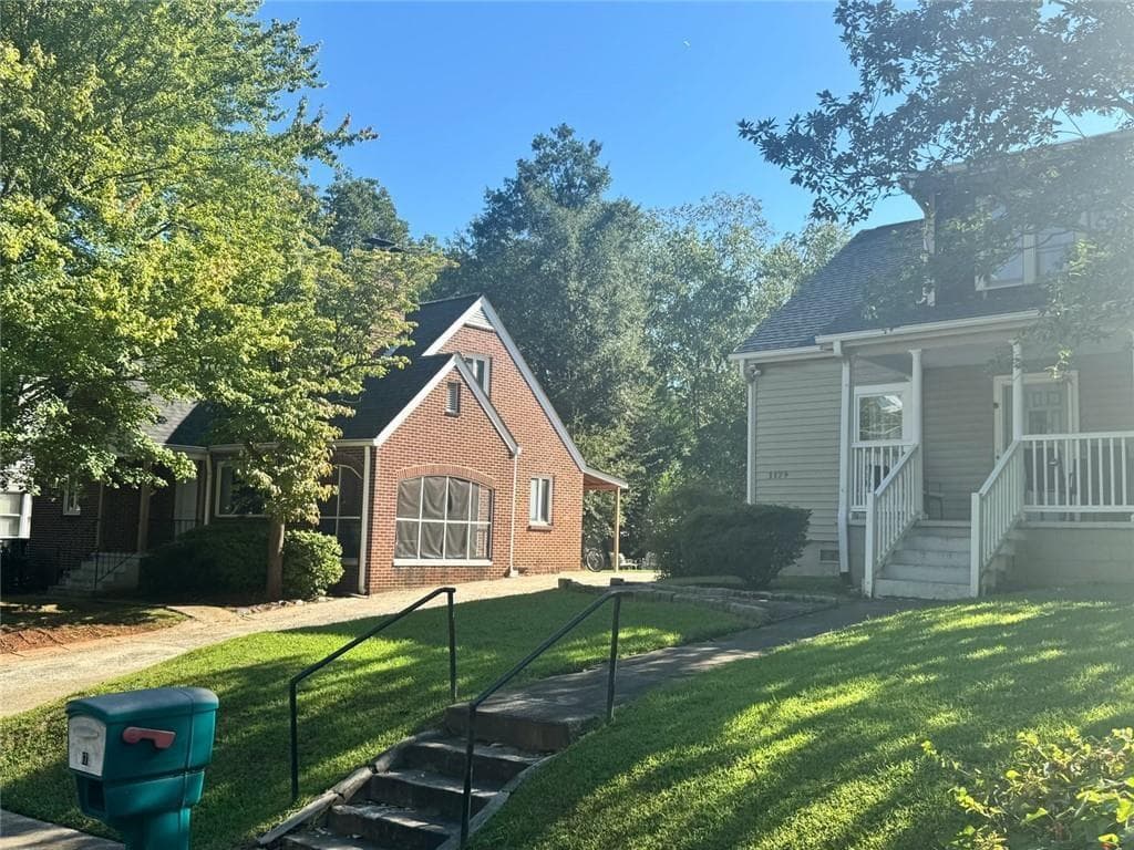 4 bedroom, 4 bathroom, 2,362 sq ft single family residence for sale at 1185 Francis Street, Atlanta, GA 30318 — photo 2