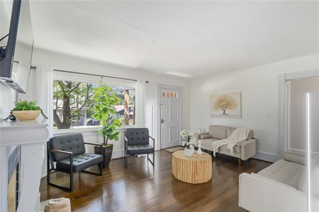 4 bedroom, 4 bathroom, 2,362 sq ft single family residence for sale at 1185 Francis Street, Atlanta, GA 30318 — photo 7