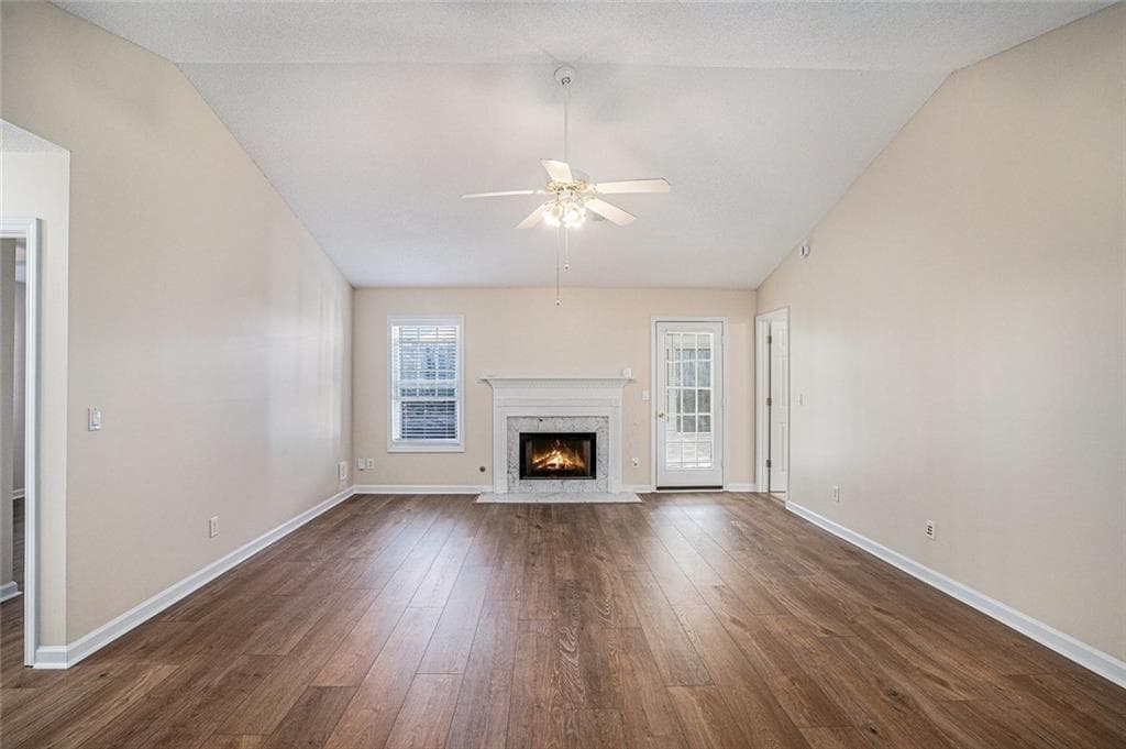 3 bedroom, 2 bathroom, 1,727 sq ft single family residence for rent at 2533 Morning Glory Place, Lawrenceville, GA 30044 for $2,350 a month — photo 3