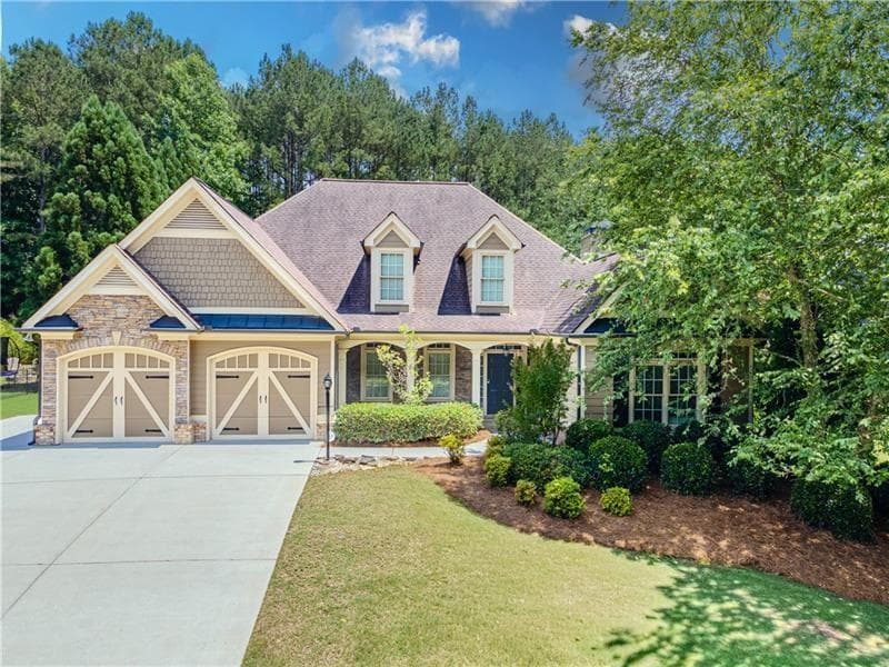 3 bedroom, 3 bathroom, 2,414 sq ft single family residence for sale at 517 Richmond Place, Loganville, GA 30052