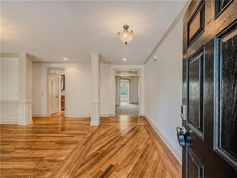 3 bedroom, 3 bathroom, 2,414 sq ft single family residence for sale at 517 Richmond Place, Loganville, GA 30052 — photo 4