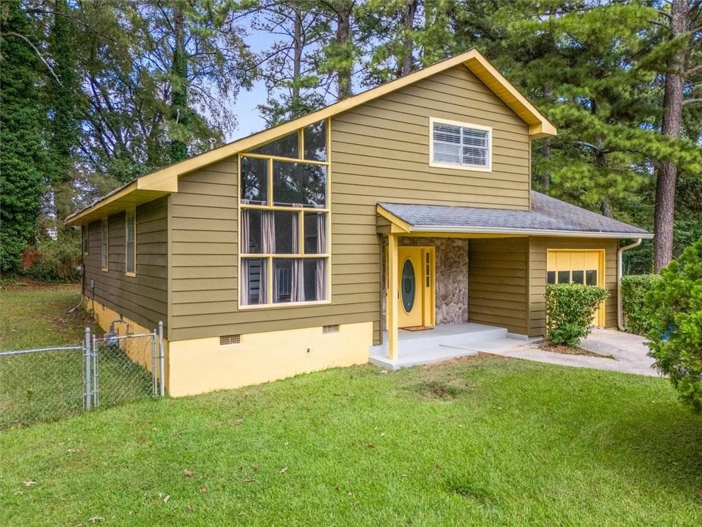 3 bedroom, 2 bathroom, 1,580 sq ft single family residence for sale at 399 Emmett Street, Riverdale, GA 30274 — photo 2