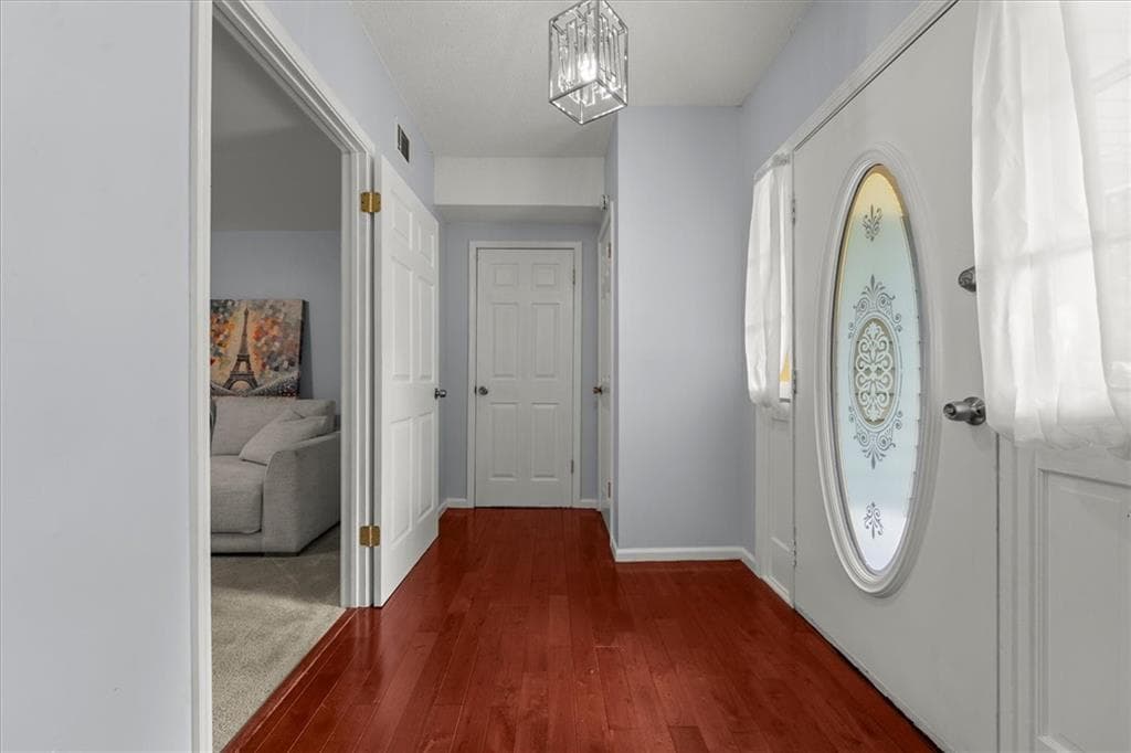 3 bedroom, 2 bathroom, 1,580 sq ft single family residence for sale at 399 Emmett Street, Riverdale, GA 30274 — photo 4