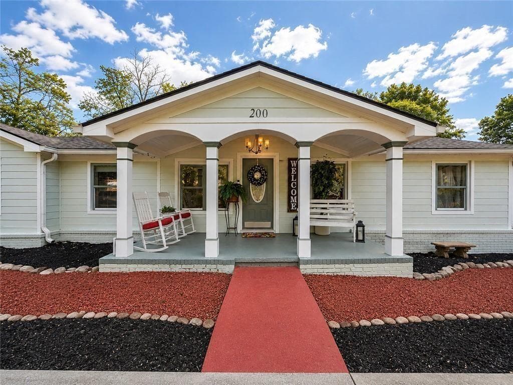 3 bedroom, 2 bathroom, 3,375 sq ft single family residence for sale at 200 Church Street, Fayetteville, GA 30214