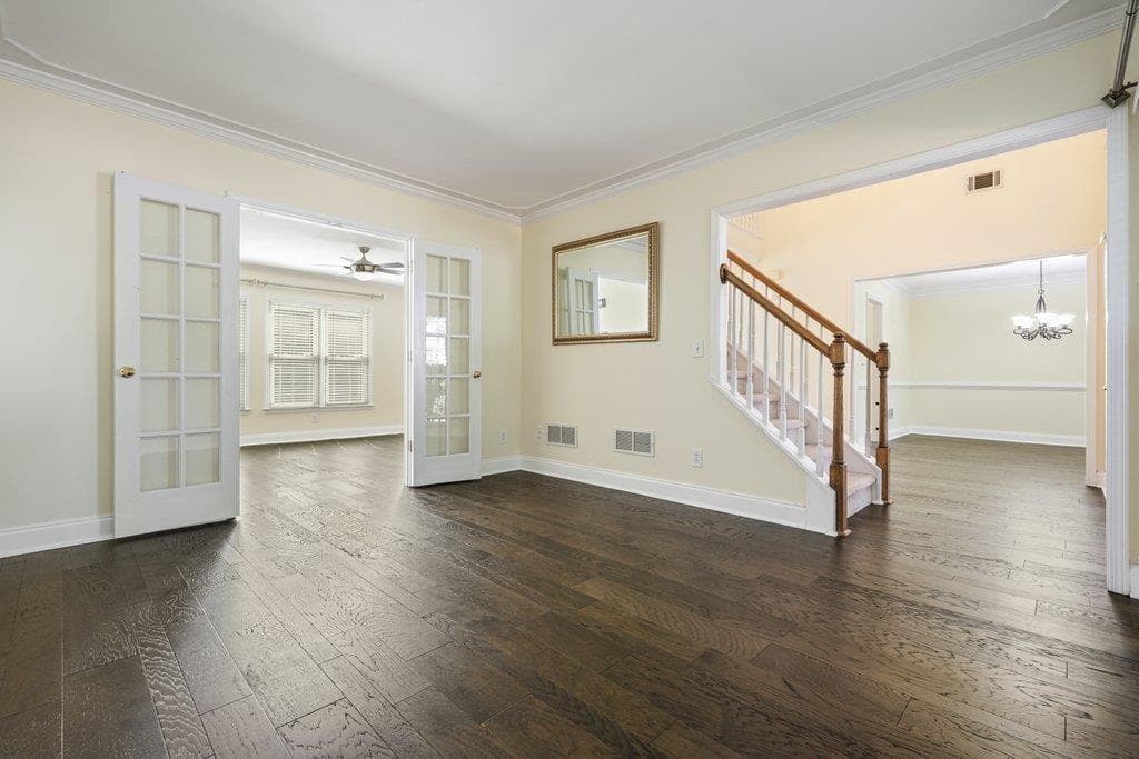 5 bedroom, 3 bathroom, 2,776 sq ft single family residence for sale at 1050 Fairwood Overlook, Acworth, GA 30101 — photo 4