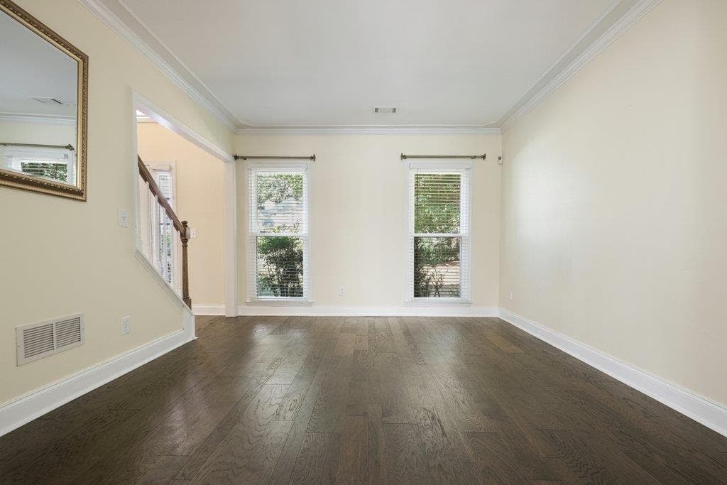 5 bedroom, 3 bathroom, 2,776 sq ft single family residence for sale at 1050 Fairwood Overlook, Acworth, GA 30101 — photo 7