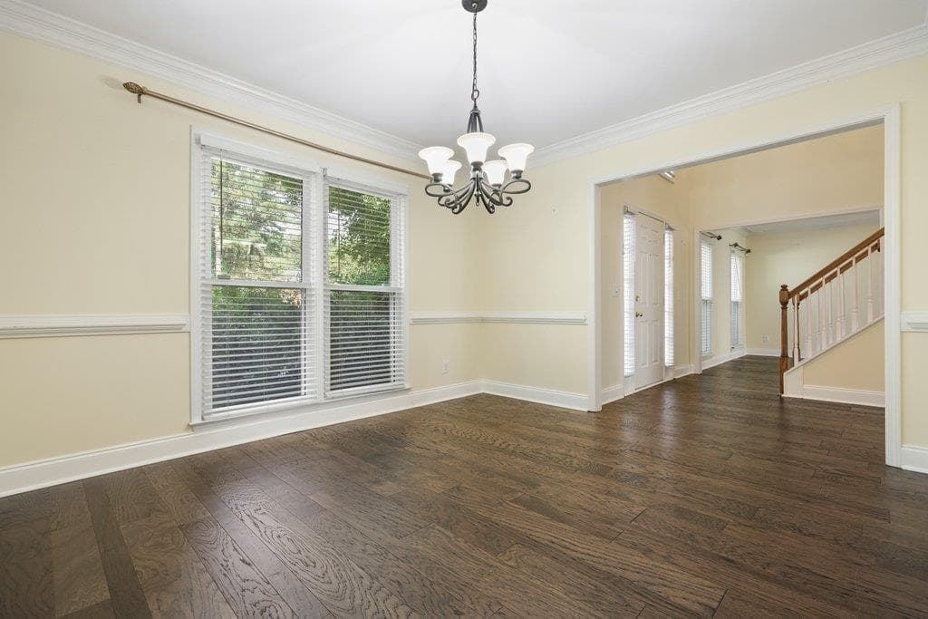 5 bedroom, 3 bathroom, 2,776 sq ft single family residence for sale at 1050 Fairwood Overlook, Acworth, GA 30101 — photo 9