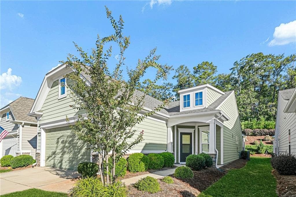 2 bedroom, 2 bathroom, 1,483 sq ft single family residence for sale at 245 Brunswick Drive, Griffin, GA 30223 — photo 2