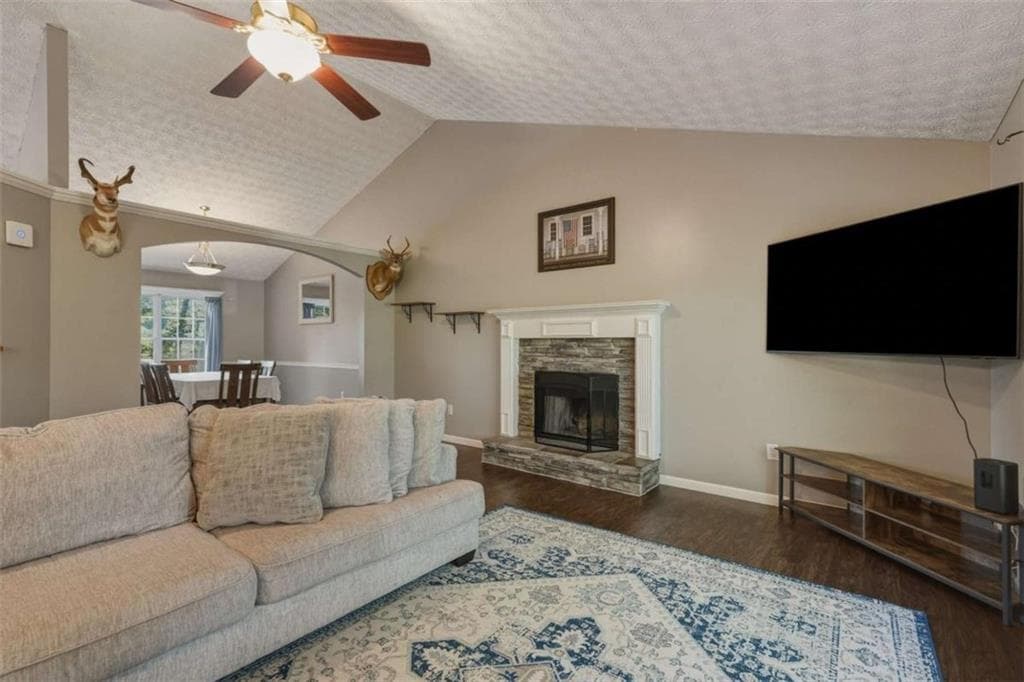 4 bedroom, 3 bathroom, 3,426 sq ft single family residence for sale at 141 Riverstone Way, Jasper, GA 30143 — photo 3