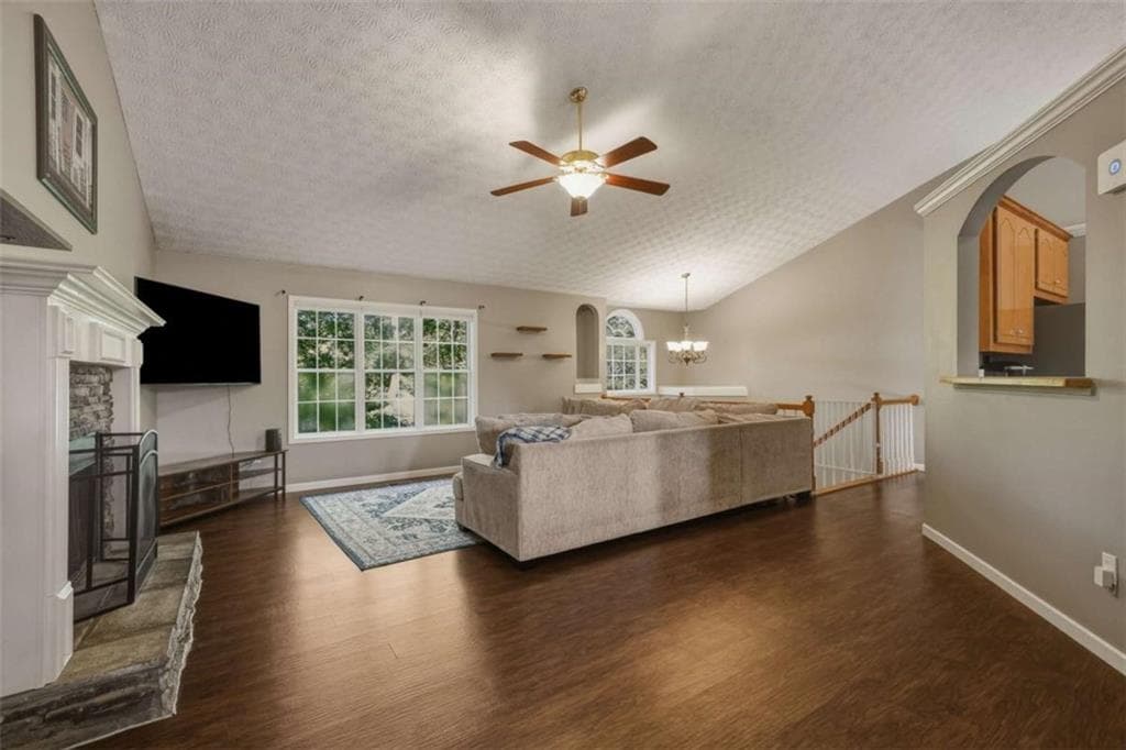 4 bedroom, 3 bathroom, 3,426 sq ft single family residence for sale at 141 Riverstone Way, Jasper, GA 30143 — photo 4