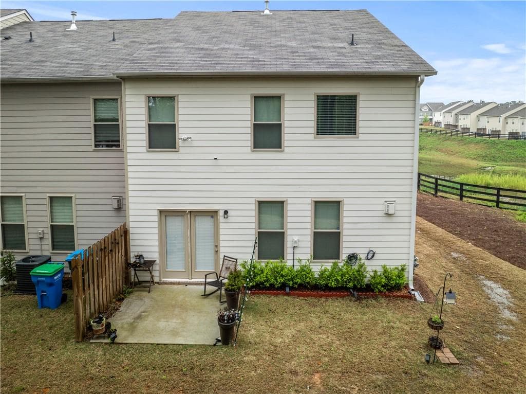 3 bedroom, 3 bathroom, 2,184 sq ft townhouse for sale at 4346 Ava Oak Lane, Norcross, GA 30071 — photo 5