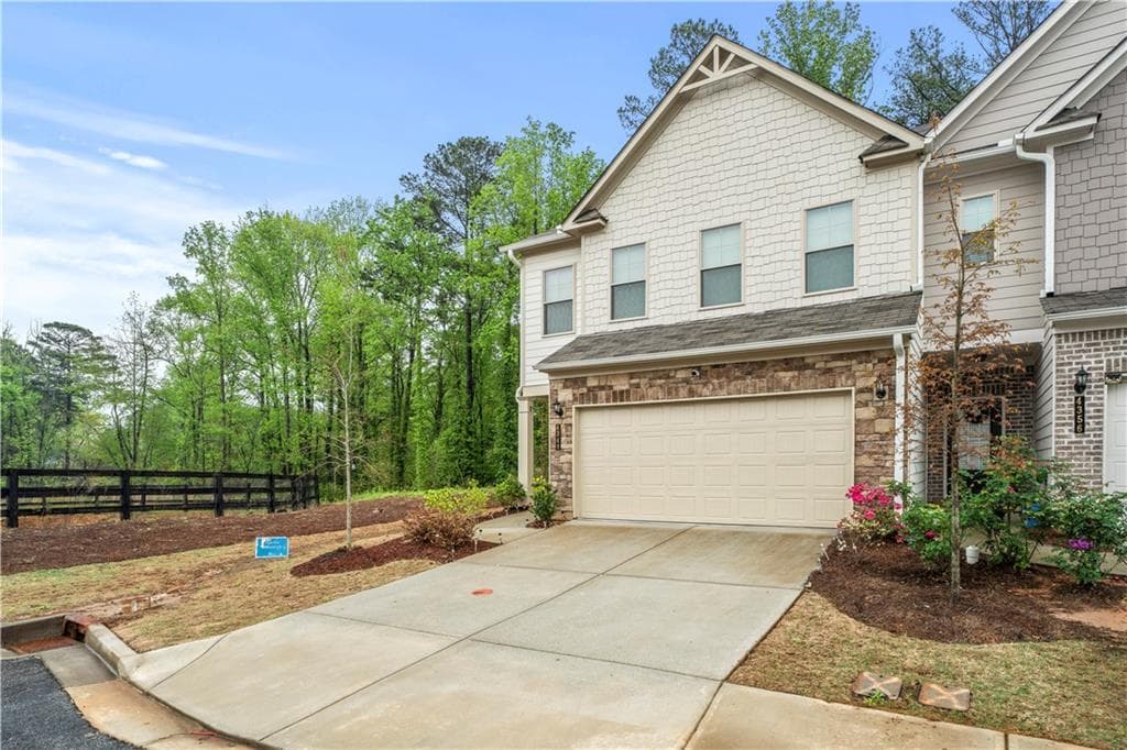 3 bedroom, 3 bathroom, 2,184 sq ft townhouse for sale at 4346 Ava Oak Lane, Norcross, GA 30071 — photo 8