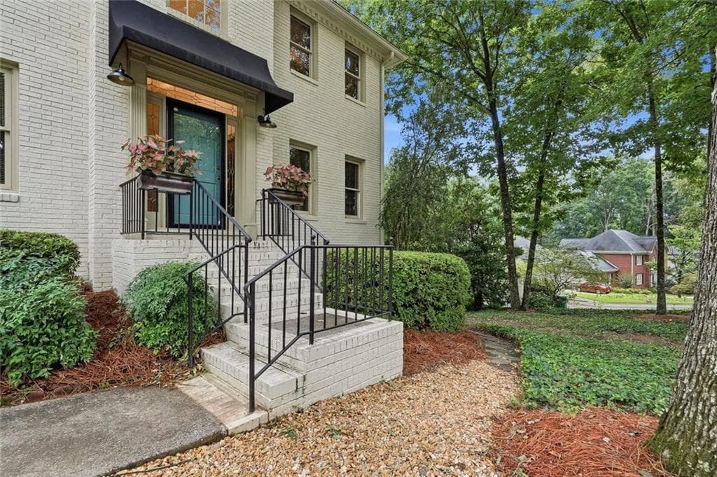 4 bedroom, 4 bathroom, 4,459 sq ft single family residence for sale at 2140 Potomac Place, Lawrenceville, GA 30043 — photo 2