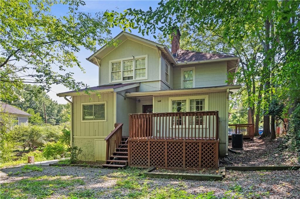 1 bedroom, 1 bathroom, 900 sq ft triplex for rent at 742 Charles Allen Drive 2, Atlanta, GA 30308 for $1,500 a month — photo 1 of 12
