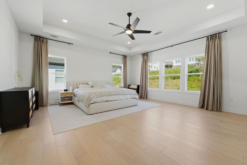 5 bedroom, 6 bathroom, 3,591 sq ft single family residence for sale at 878 Keystone Drive, Woodstock, GA 30188 — photo 5