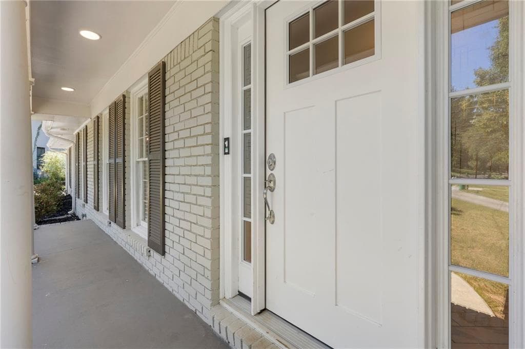 4 bedroom, 3 bathroom, 3,168 sq ft single family residence for sale at 3434 Palace Court, Tucker, GA 30084 — photo 5